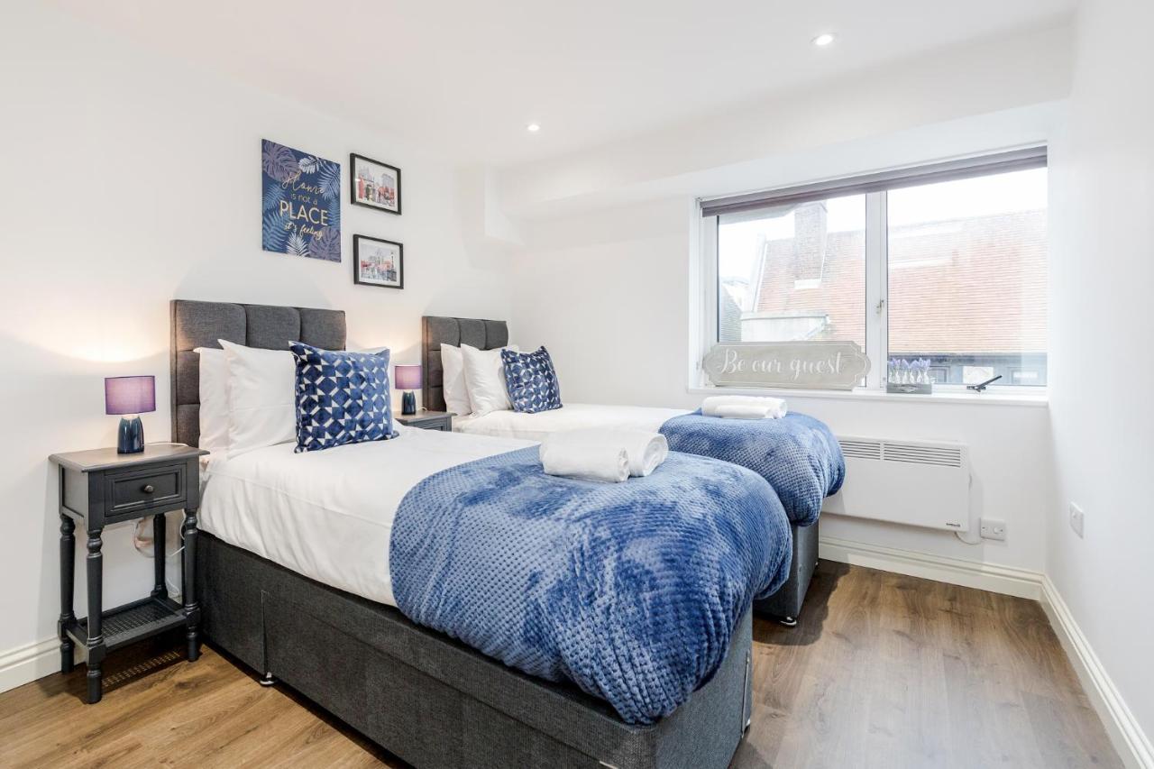 Watford Town Centre, Serviced One Bed Flat With Choice Of King Or Twin Beds, Sleeps Up To 4 Sharing, Free Wifi And Free Movies Londres Exterior foto