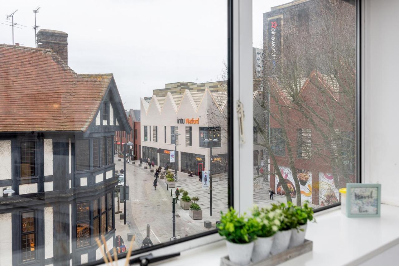 Watford Town Centre, Serviced One Bed Flat With Choice Of King Or Twin Beds, Sleeps Up To 4 Sharing, Free Wifi And Free Movies Londres Exterior foto